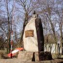 PL Turek Pilsudski Monument 06